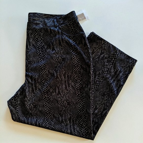 NWT - Plus Size 24 - Black Pants - Snakeskin Print - Picture 1 of 8